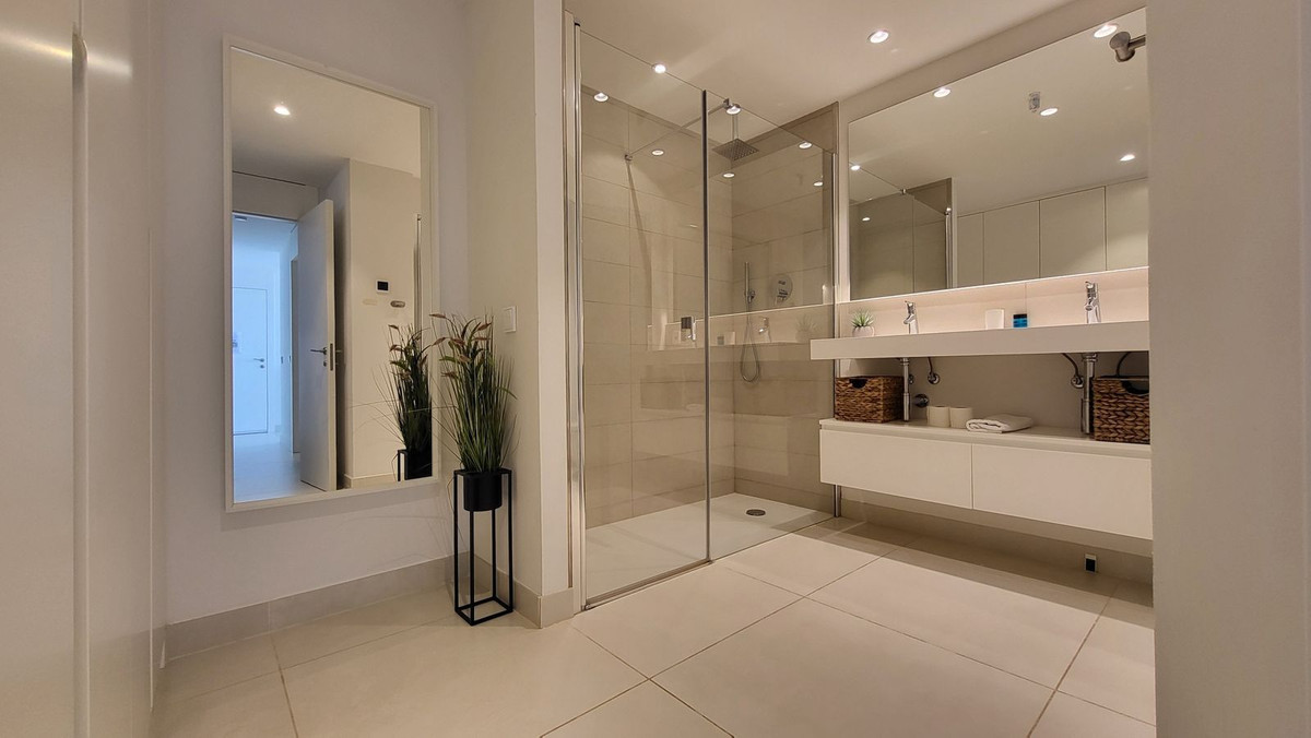 Appartement te koop in Higueron | 2 slaapkamers H5382562