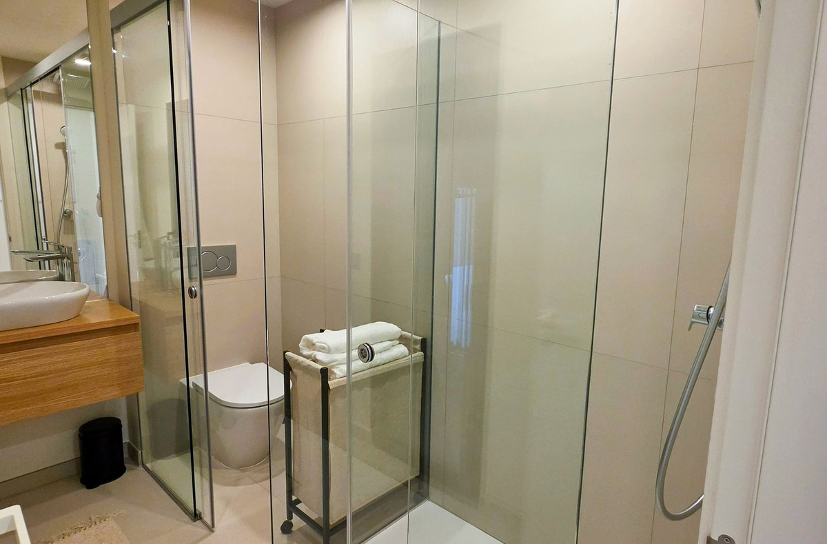 Appartement te koop in Higueron | 2 slaapkamers H5400121