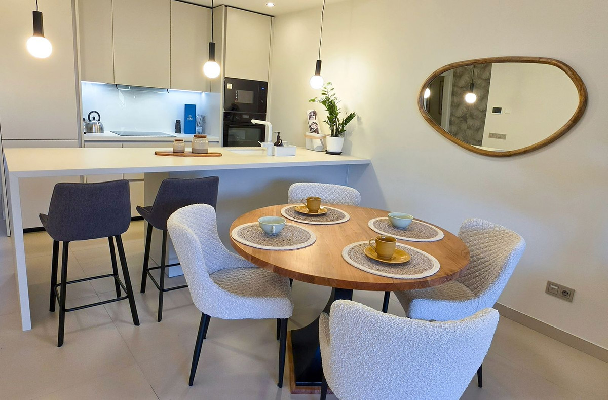 Appartement te koop in Higueron | 2 slaapkamers H5400121