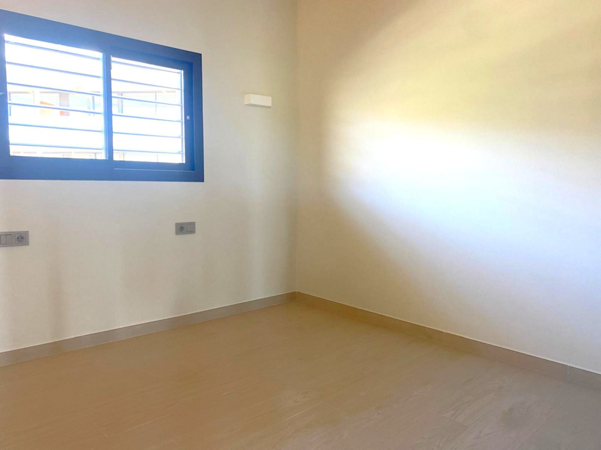 Appartement te koop in Higueron | 2 slaapkamers H5438542