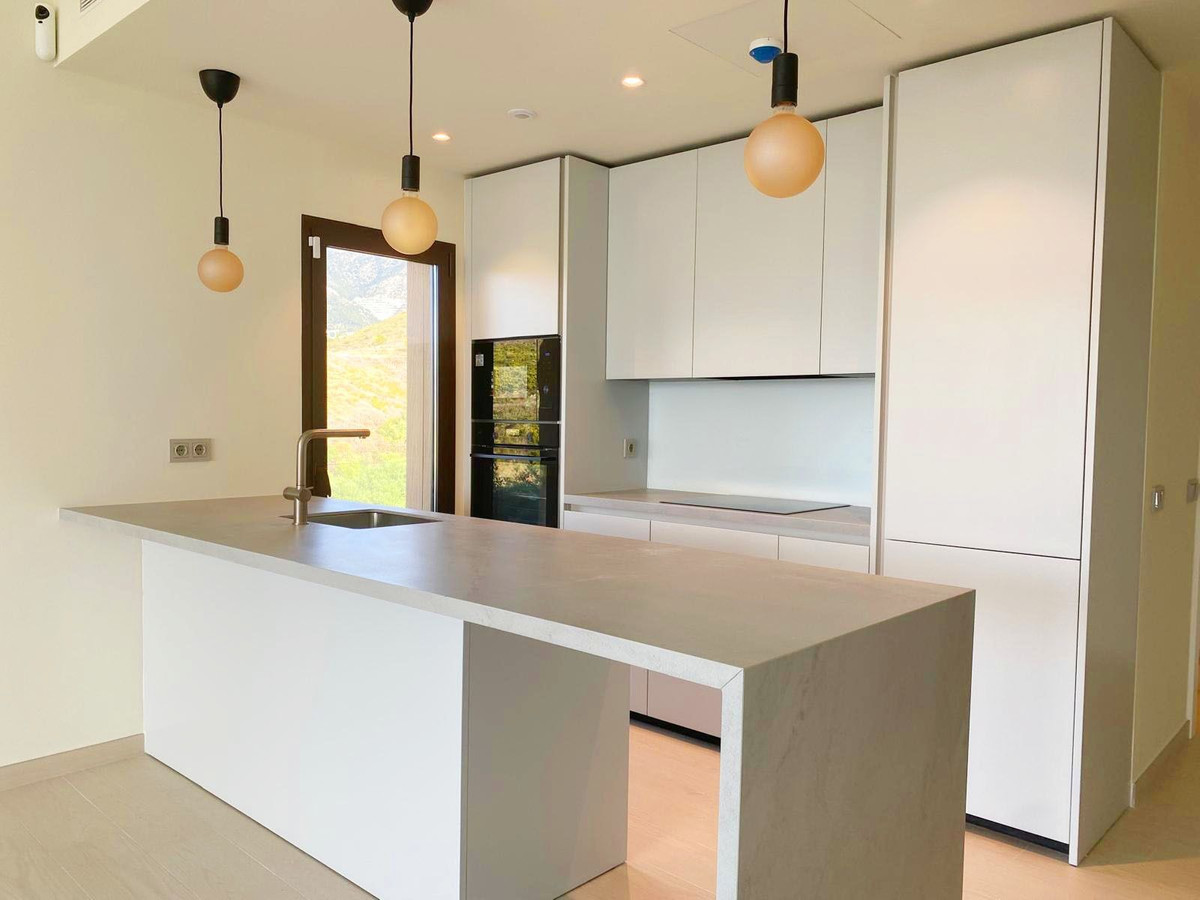 Appartement te koop in Higueron | 2 slaapkamers H5438542