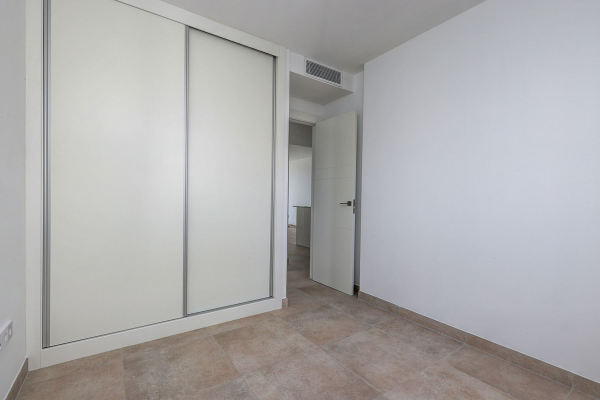 Appartement te koop in Higueron | 2 slaapkamers H5441782