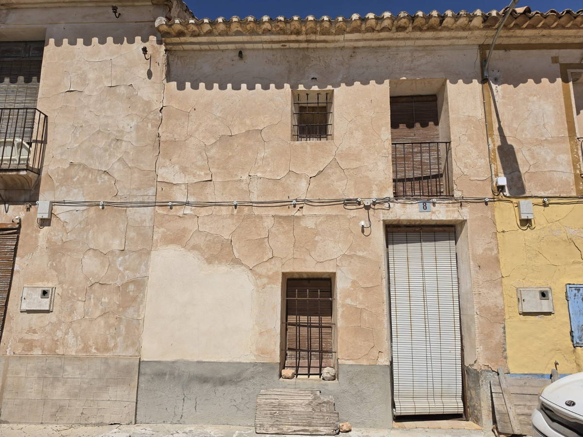 Appartement te koop in Hondón de las Nieves | 5 slaapkamers H5400301
