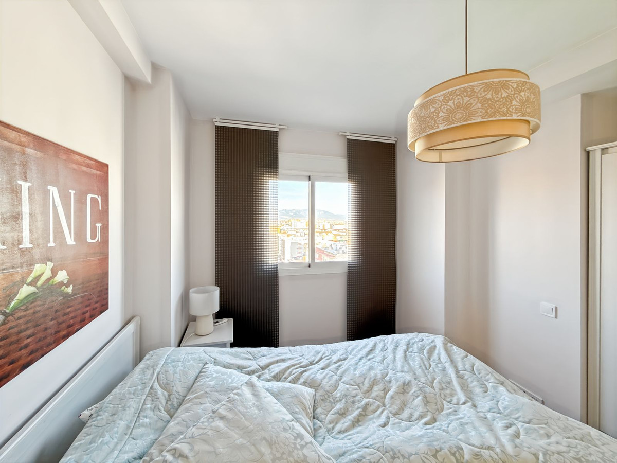 Tussenverdieping Appartement in Huelin-25