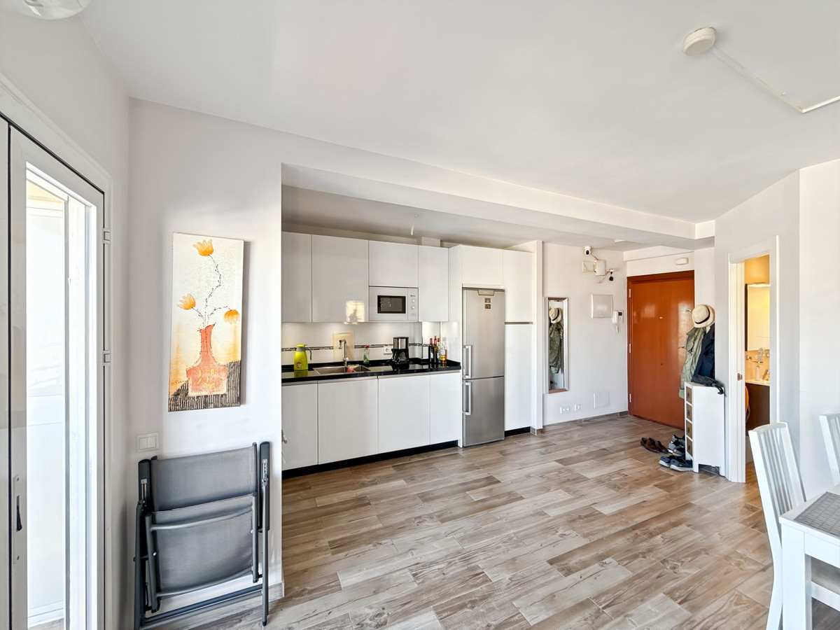 Tussenverdieping Appartement in Huelin-3