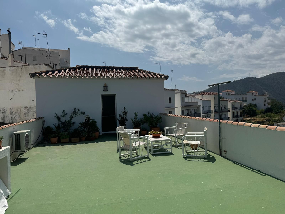 Penthouse Duplex te koop in Istán | 5 slaapkamers H4829062