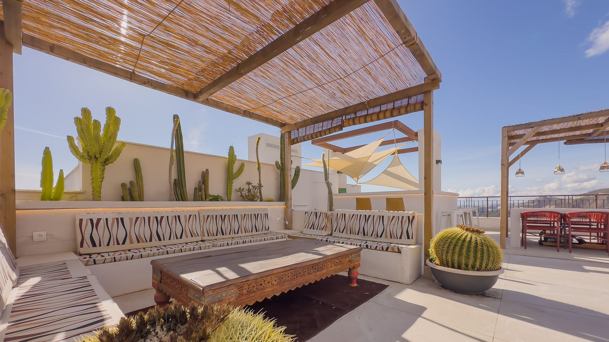 Penthouse te koop in Istán | 3 slaapkamers H5289577