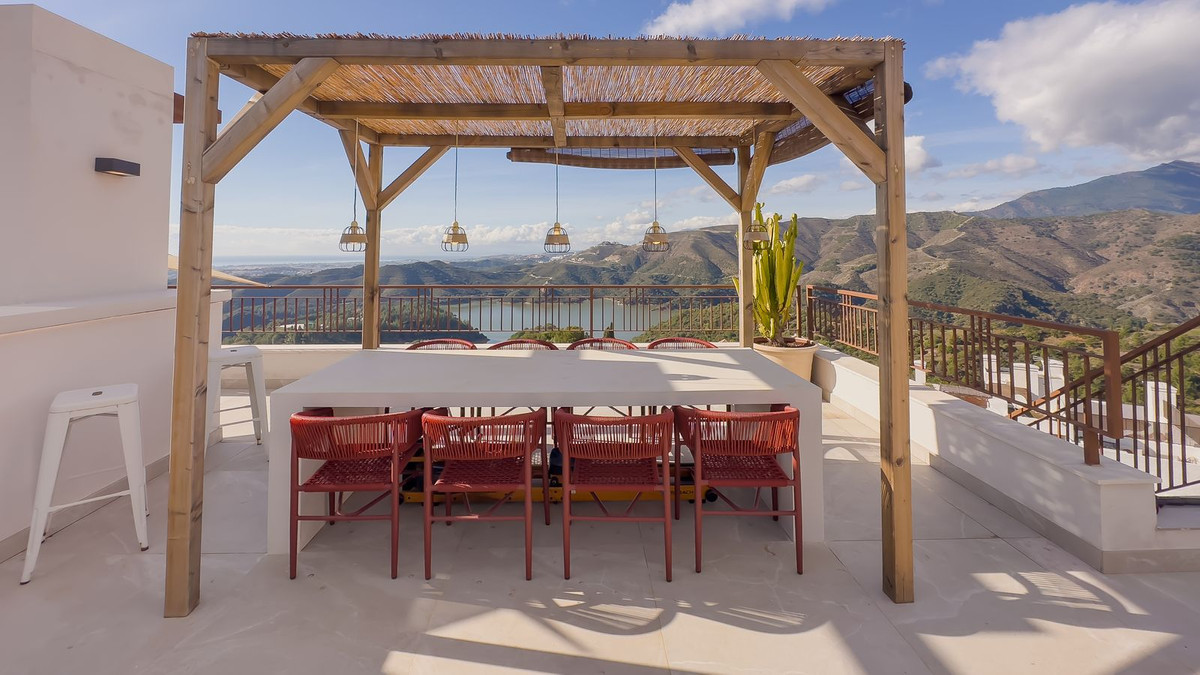 Penthouse te koop in Istán | 3 slaapkamers H5289577