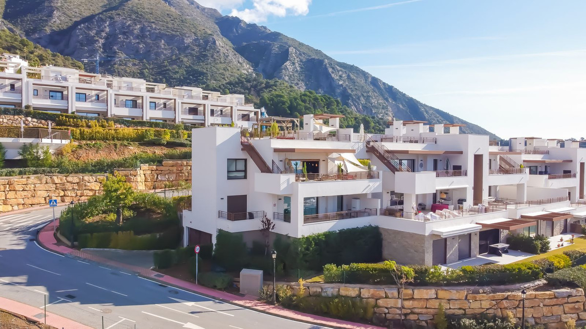 Penthouse te koop in Istán | 3 slaapkamers H5289577