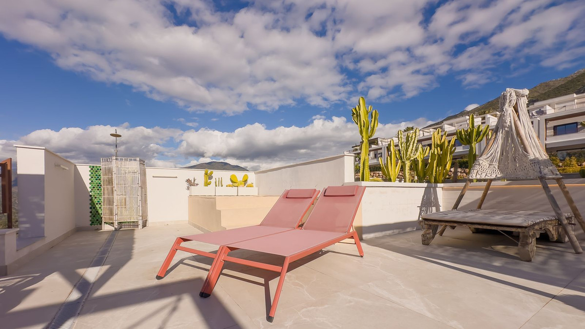 Penthouse te koop in Istán | 3 slaapkamers H5289577