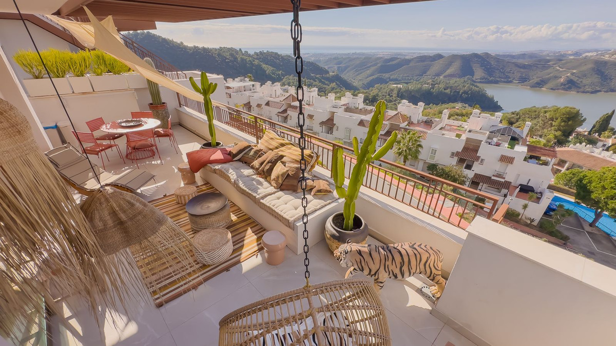 Penthouse te koop in Istán | 3 slaapkamers H5289577