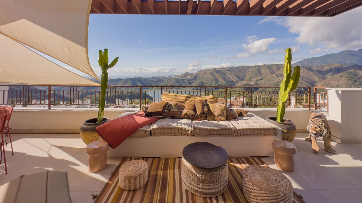 Penthouse te koop in Istán | 3 slaapkamers H5289577