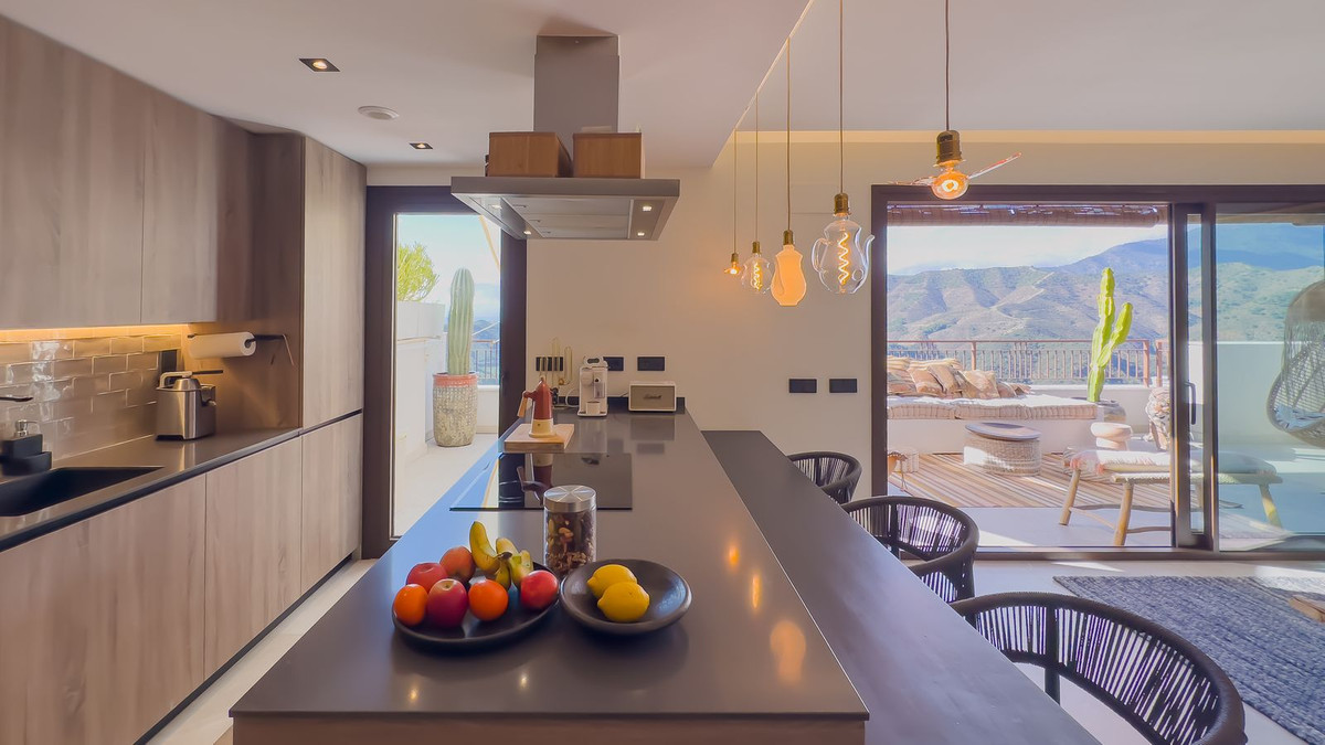 Penthouse te koop in Istán | 3 slaapkamers H5289577