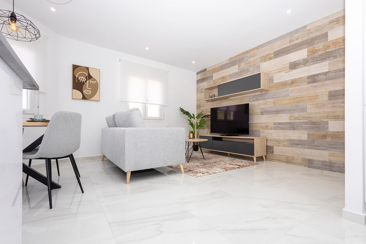 Appartement te koop in Jacarilla | 2 slaapkamers H4834894