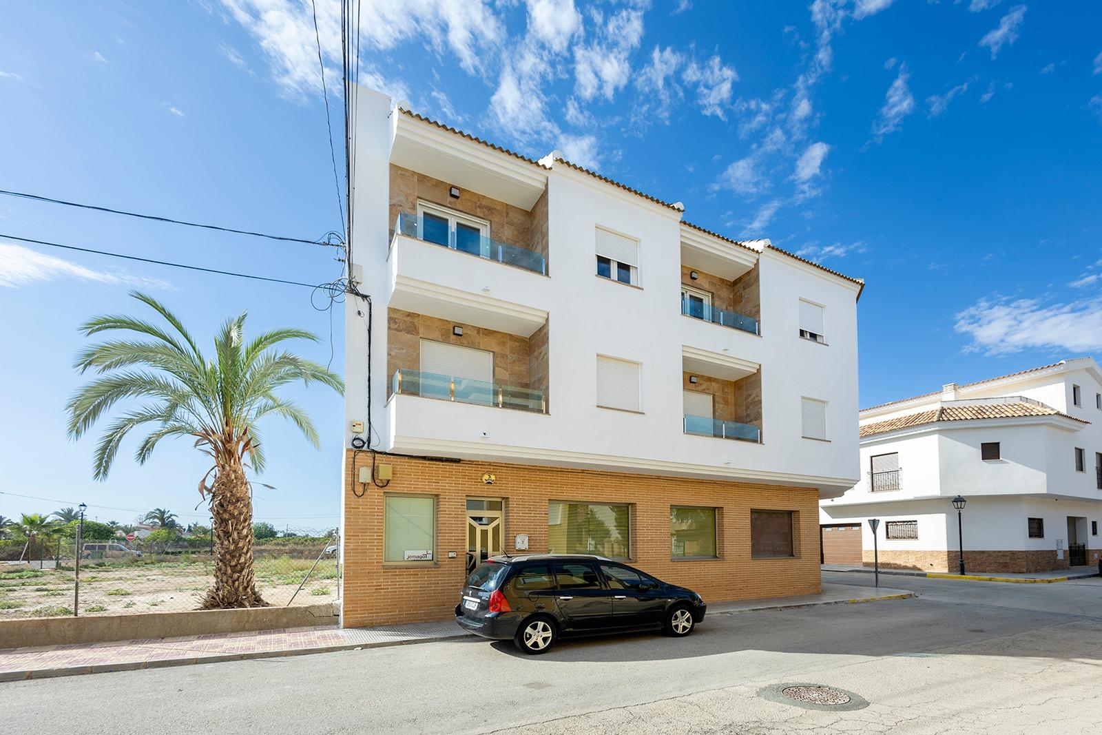 Appartement te koop in Jacarilla | 2 slaapkamers H9024