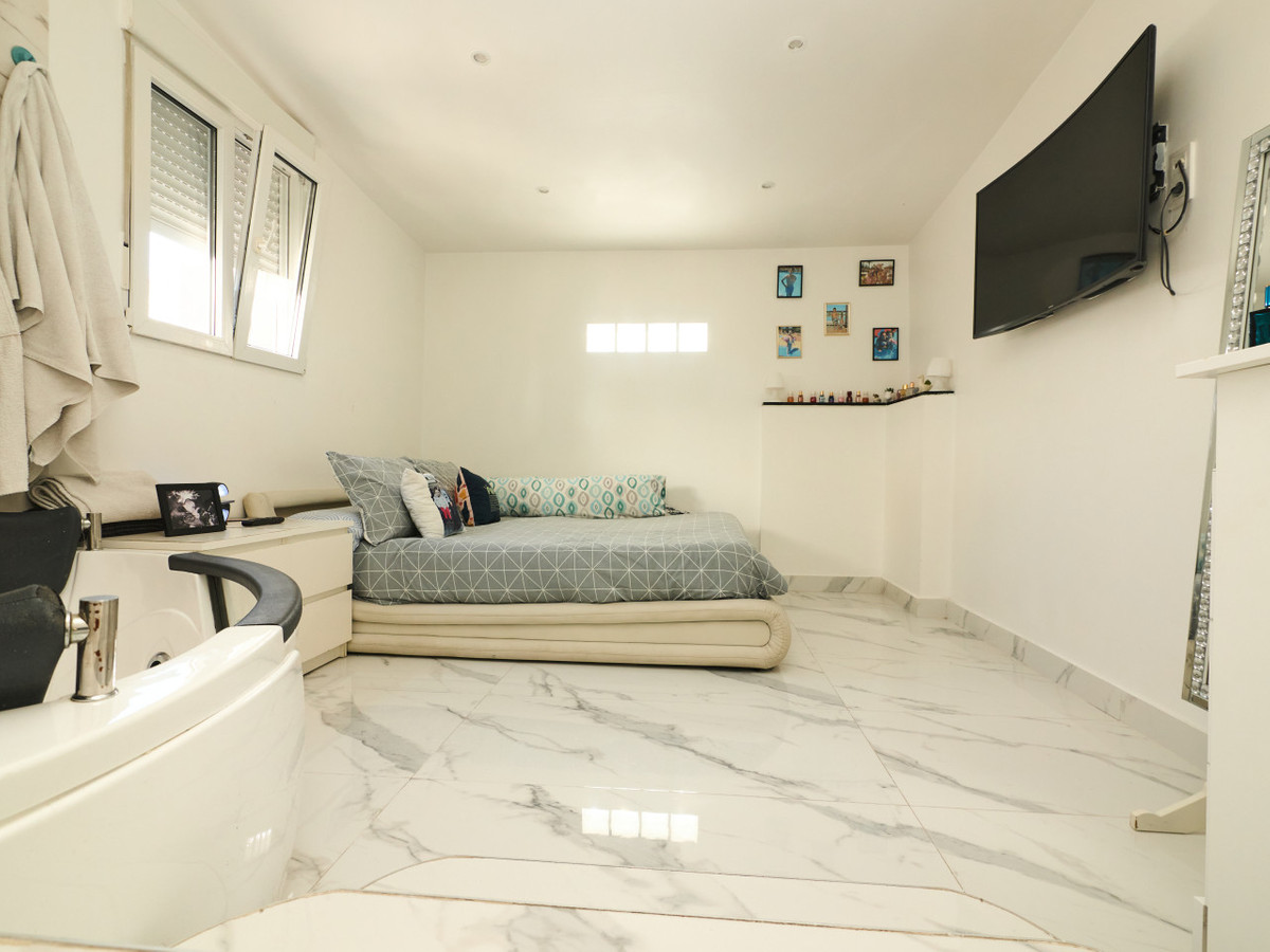 Property main view 30