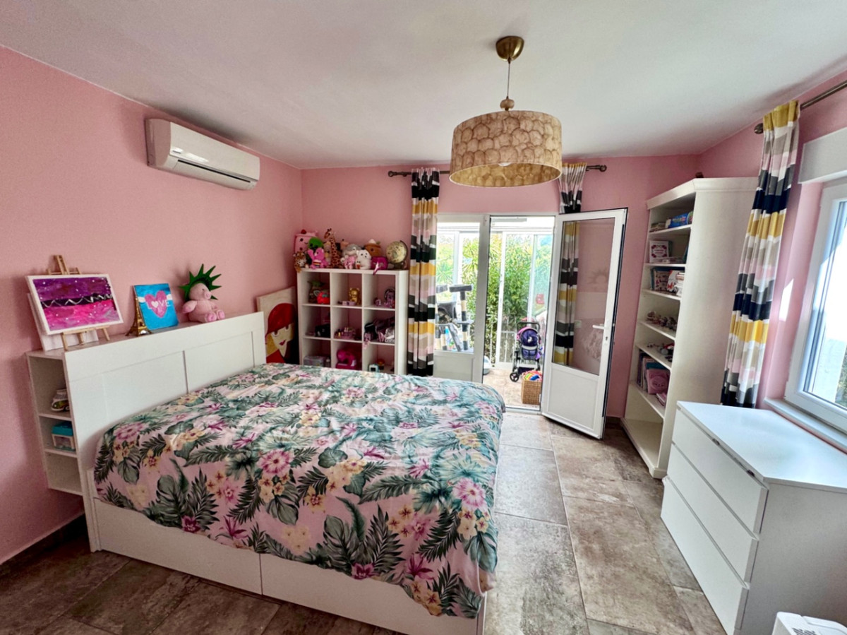 Vrijstaande Villa te koop in Javea | 5 slaapkamers H5263822