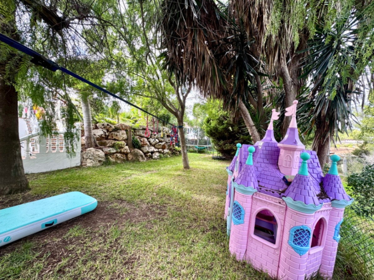 Vrijstaande Villa te koop in Javea | 5 slaapkamers H5263822