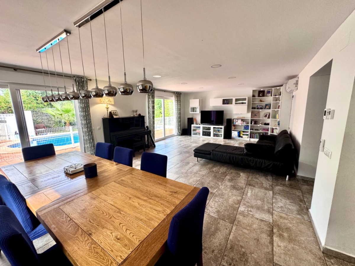 Vrijstaande Villa te koop in Javea | 5 slaapkamers H5263822