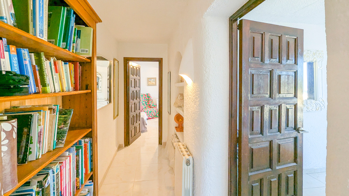 Property main view 50