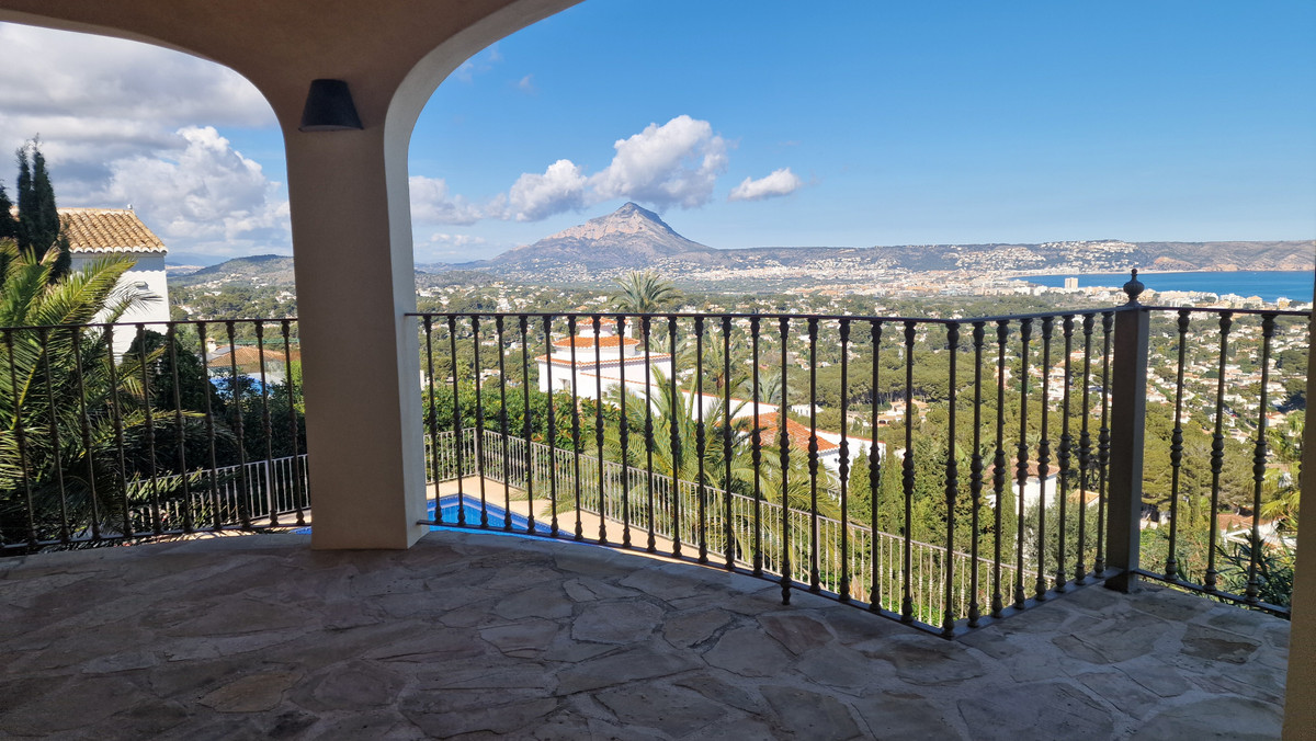 Vrijstaande Villa te koop in Javea | 3 slaapkamers H5328214