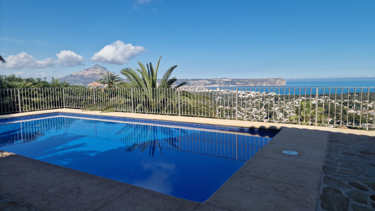 Vrijstaande Villa te koop in Javea | 3 slaapkamers H5328214