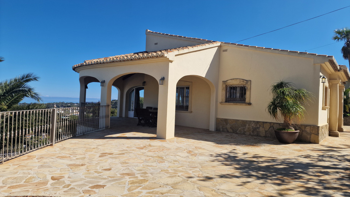 Vrijstaande Villa te koop in Javea | 3 slaapkamers H5328214