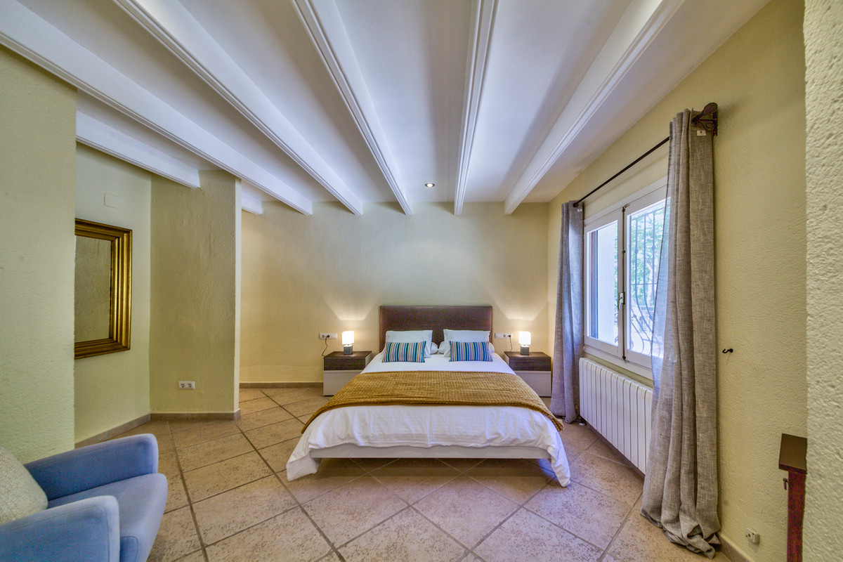 Vrijstaande Villa te koop in Javea | 5 slaapkamers H5328598