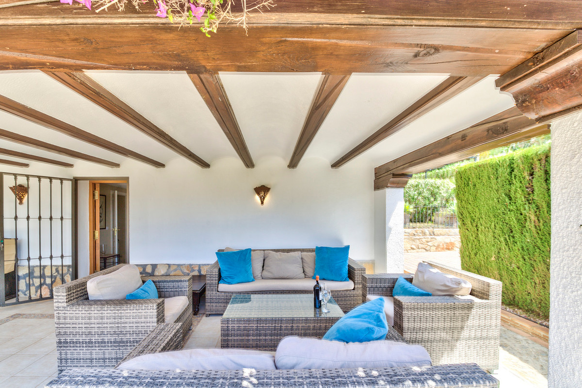 Vrijstaande Villa te koop in Javea | 5 slaapkamers H5328598