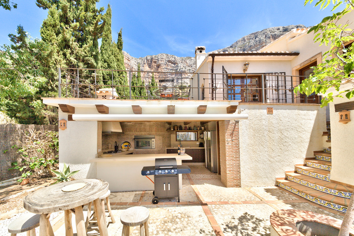 Vrijstaande Villa te koop in Javea | 5 slaapkamers H5328598