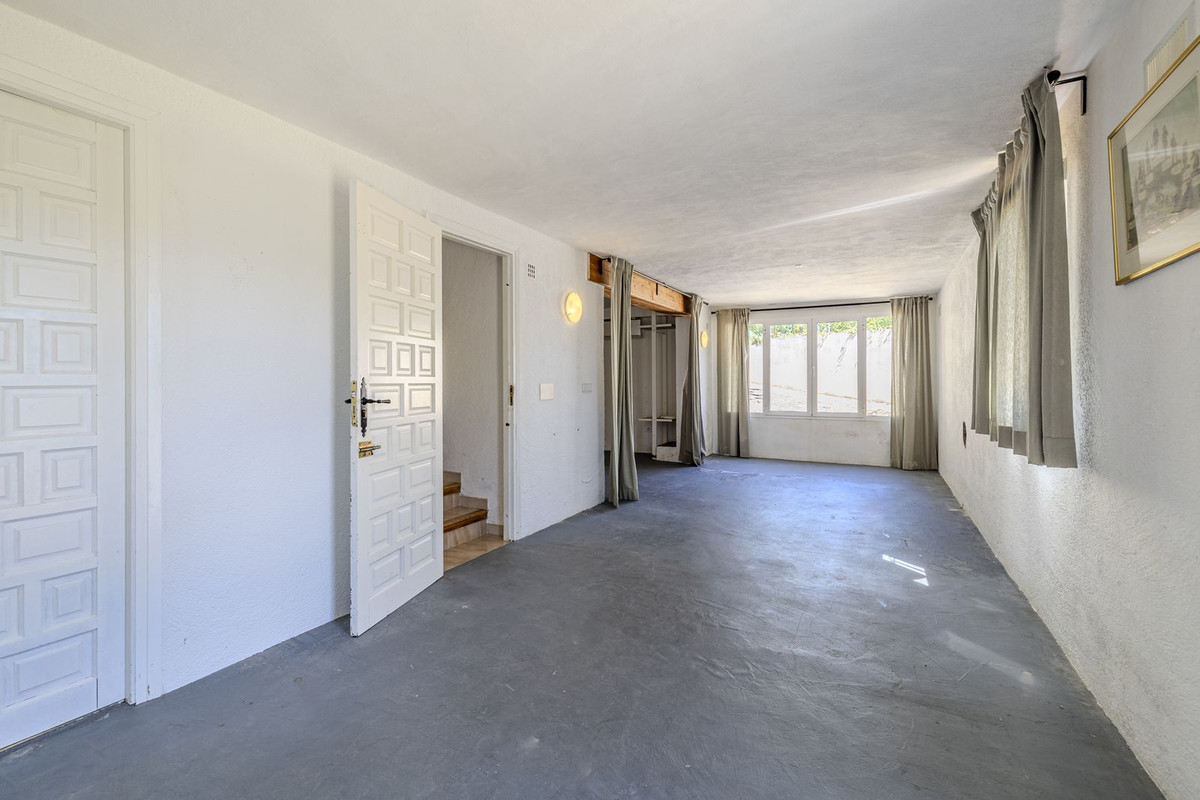 Duplex te koop in Javea | 6 slaapkamers H5389834