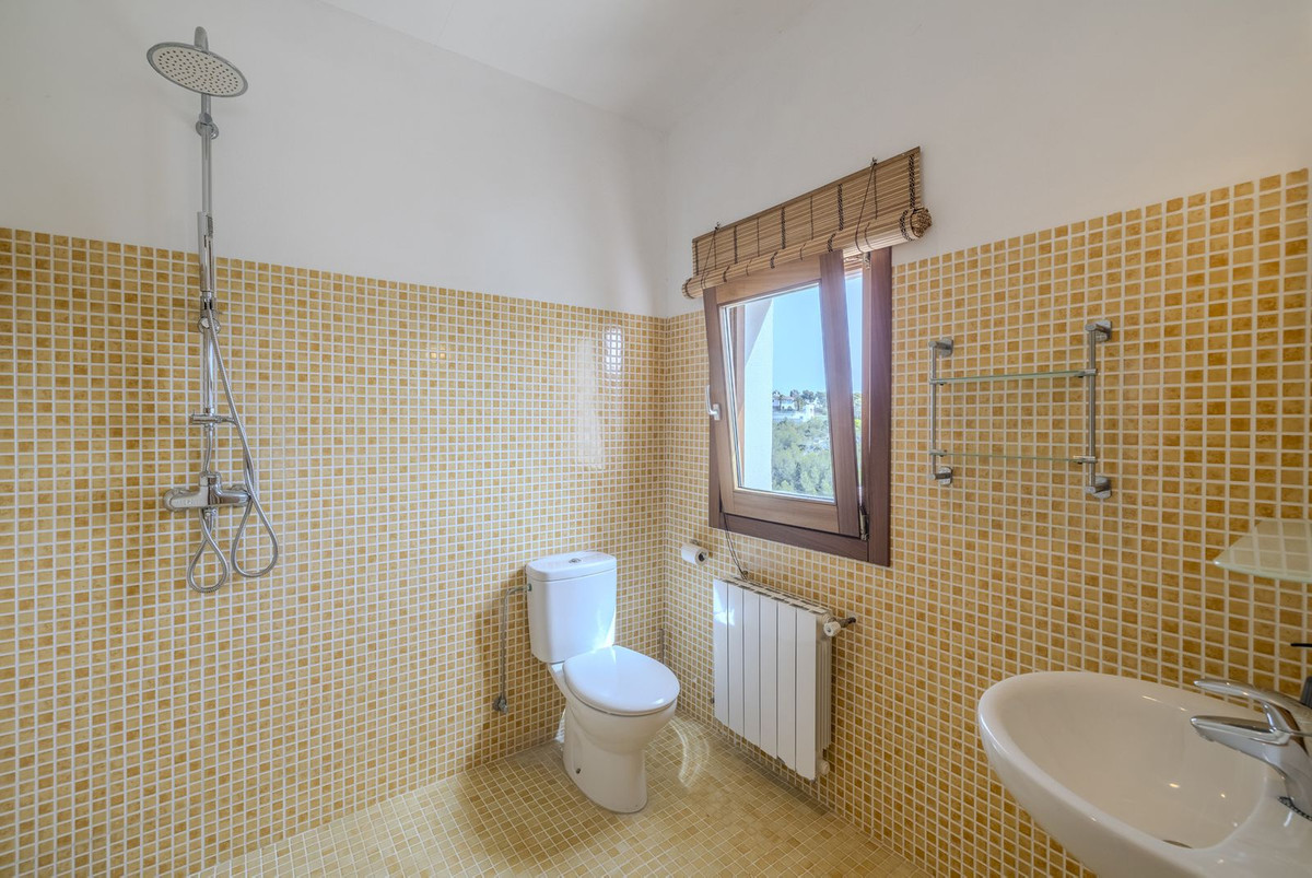 Appartement te koop in Javea | 4 slaapkamers H5389993