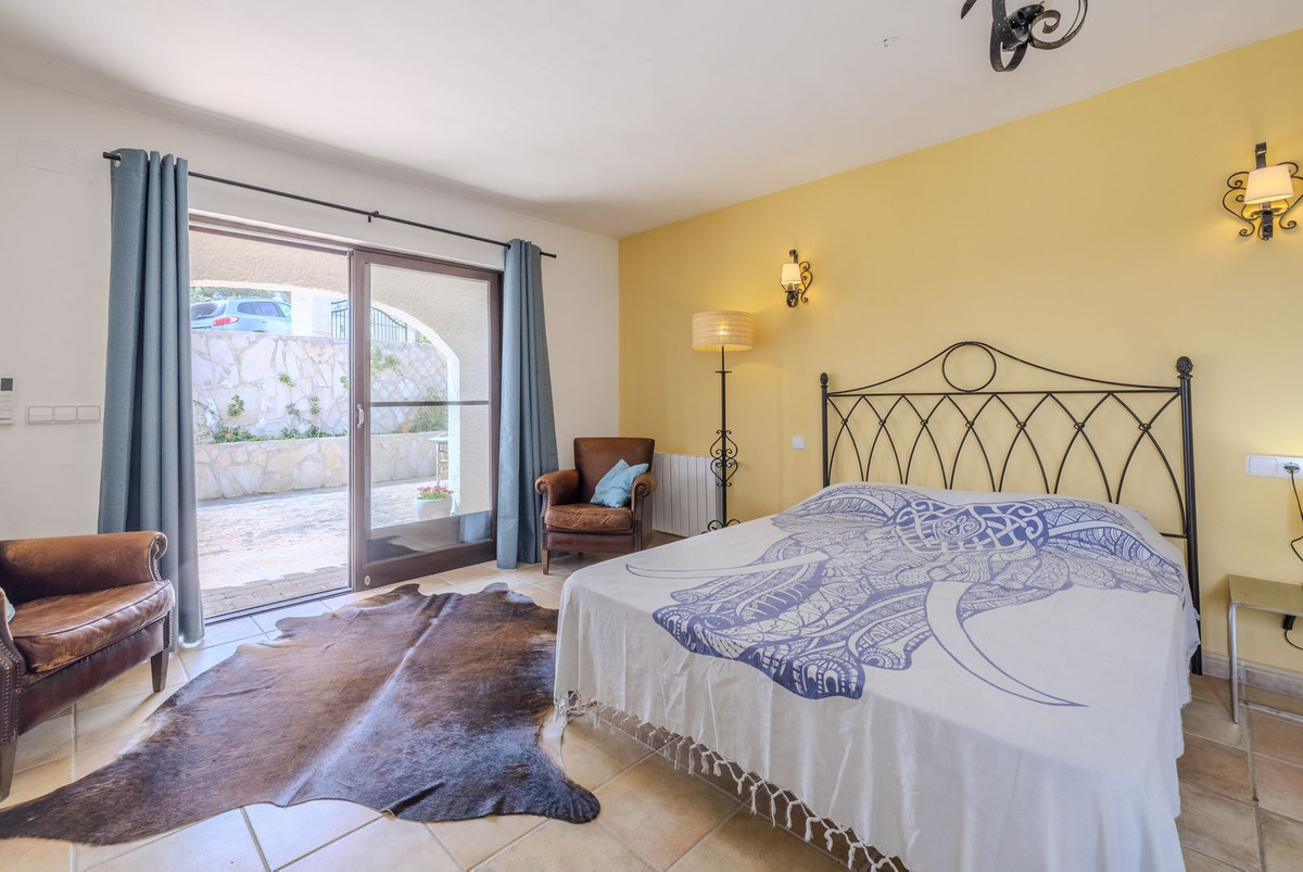 Appartement te koop in Javea | 4 slaapkamers H5389993
