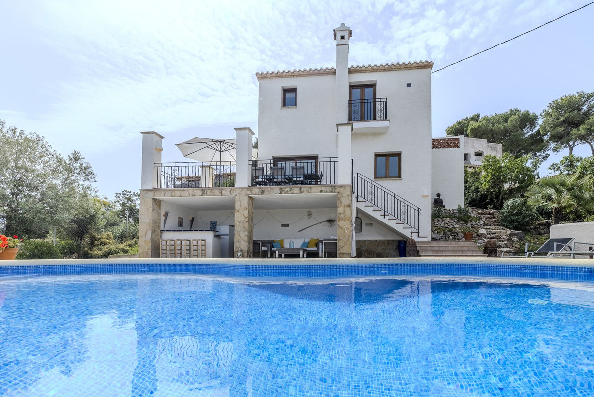 Appartement te koop in Javea | 4 slaapkamers H5389993