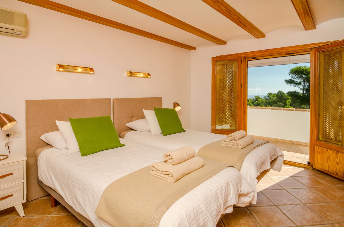Property main view 38