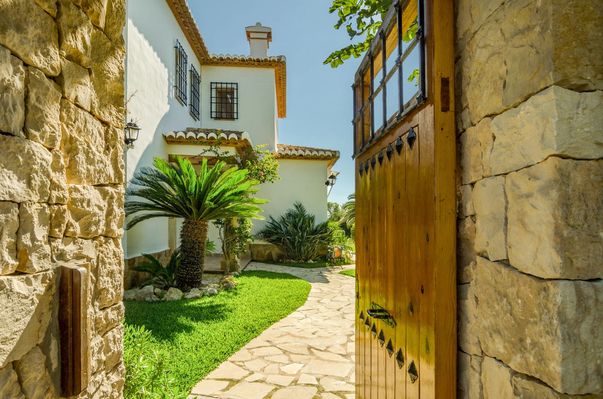 Property main view 46