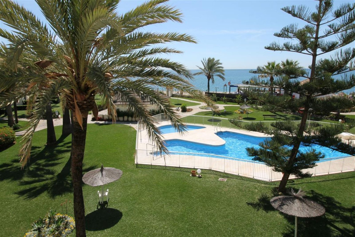 Apartment for sale in La Cala de Mijas | 2 bedrooms H5114350