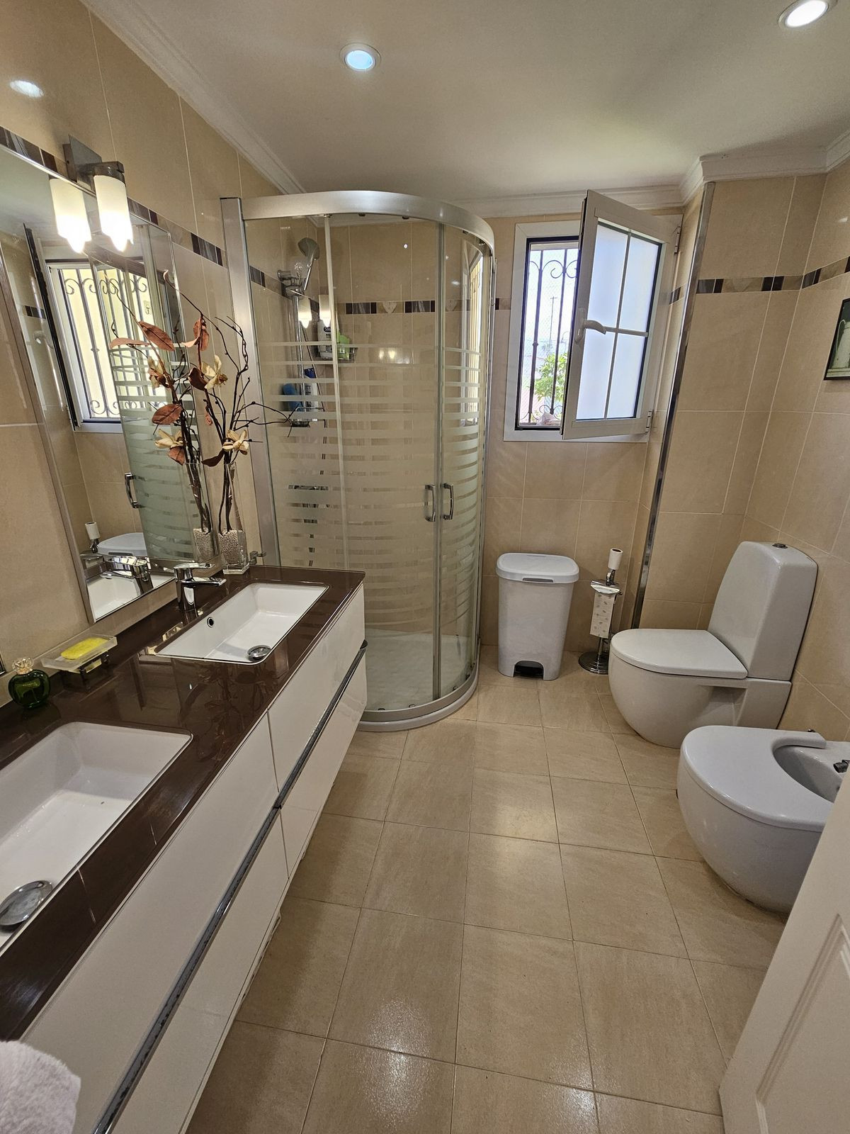 Apartment for sale in La Cala de Mijas | 2 bedrooms H5114350