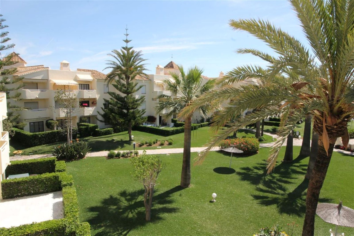 Apartment for sale in La Cala de Mijas | 2 bedrooms H5114350
