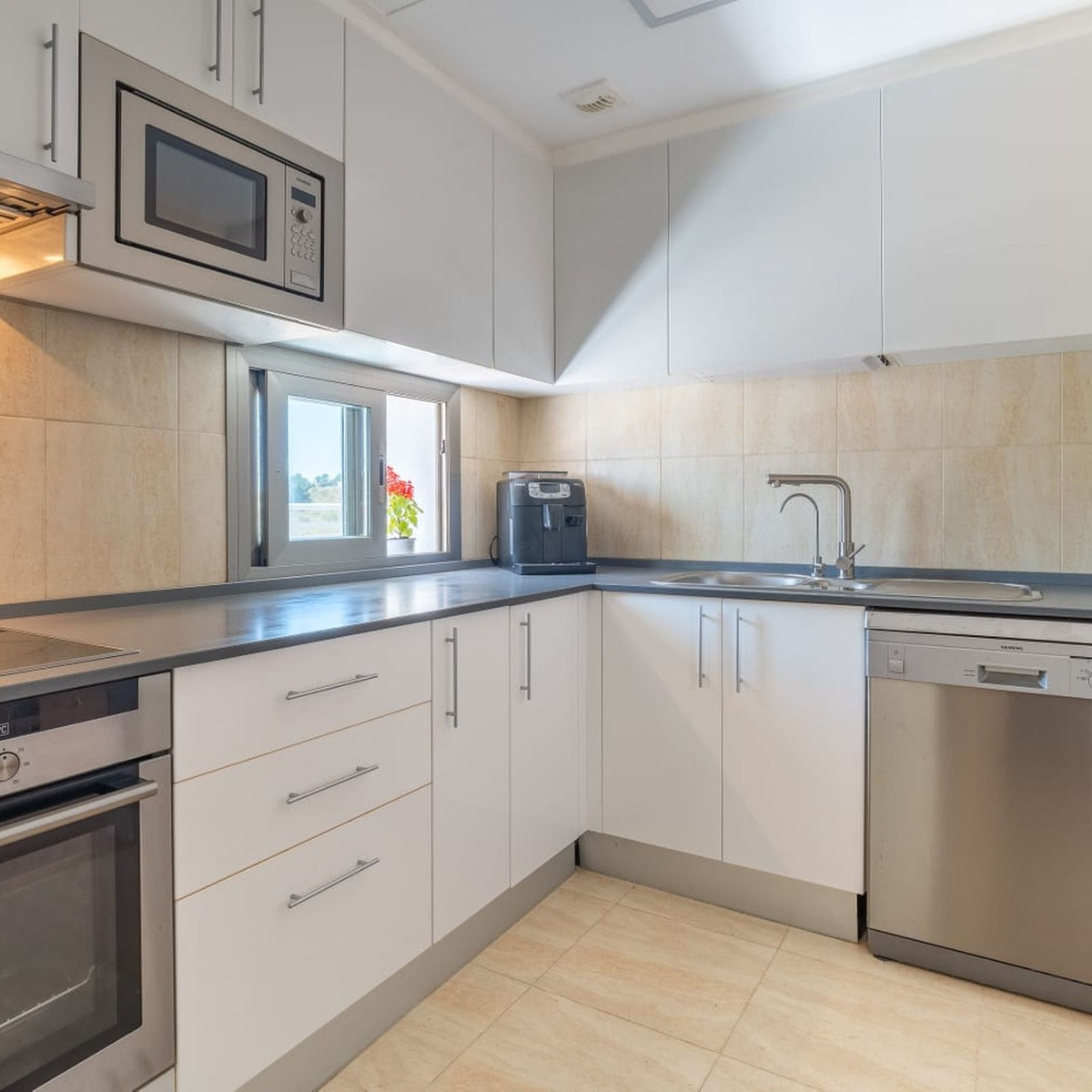 Property main view 11