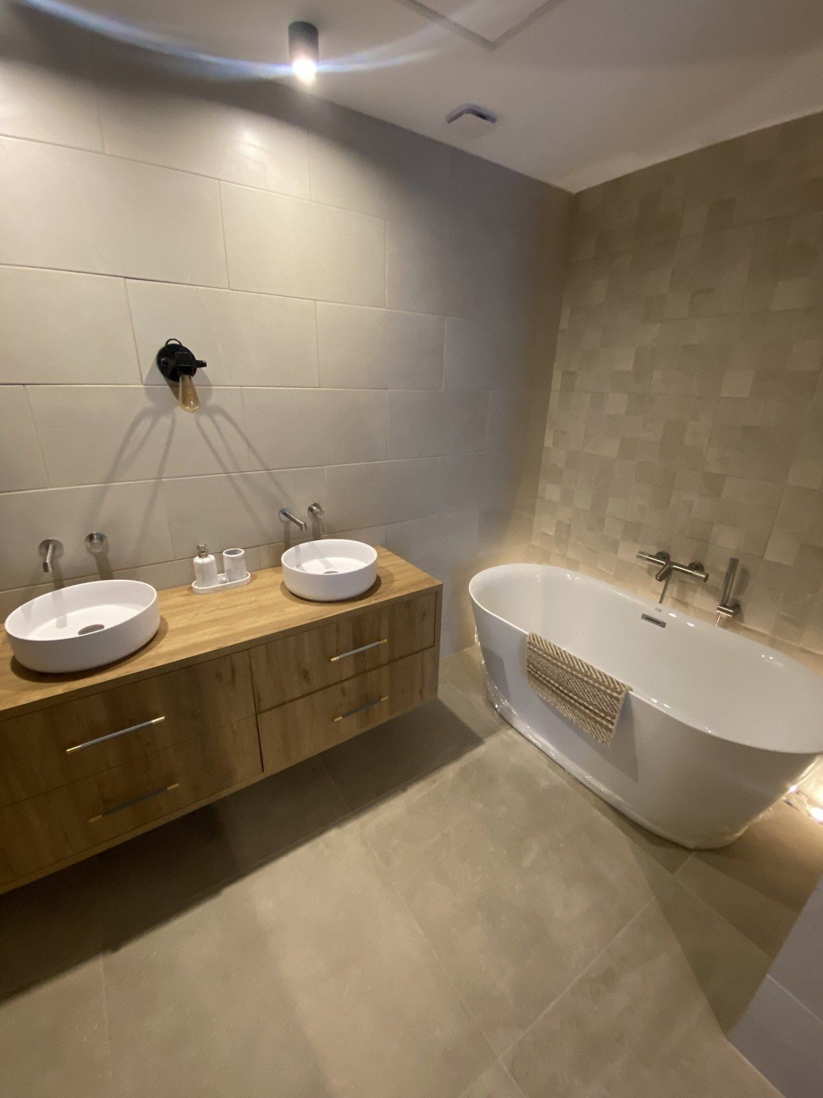 Property main view 38