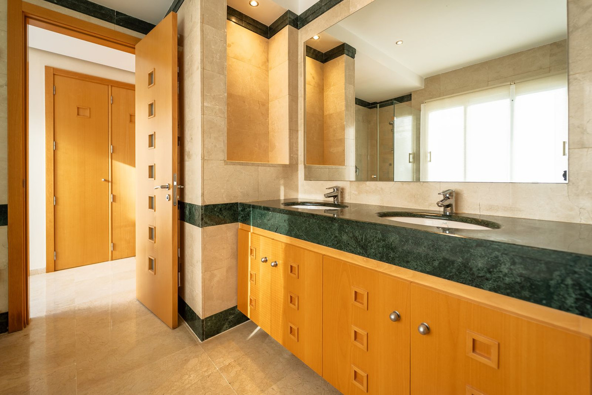 Property main view 30