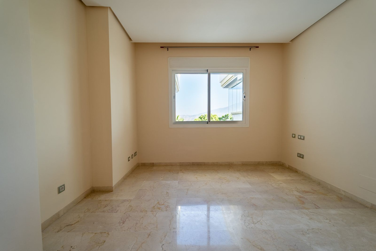 Property main view 33