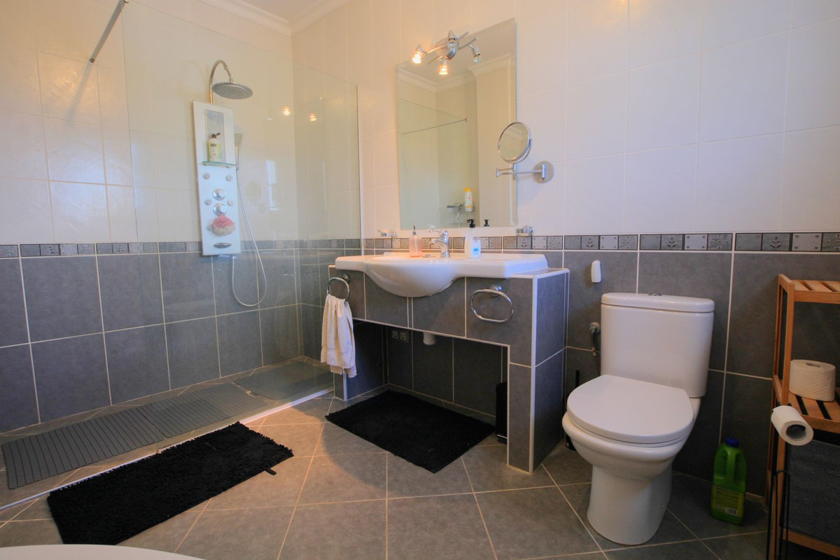 Huis te koop in La Cala Golf | 7 slaapkamers H5291524