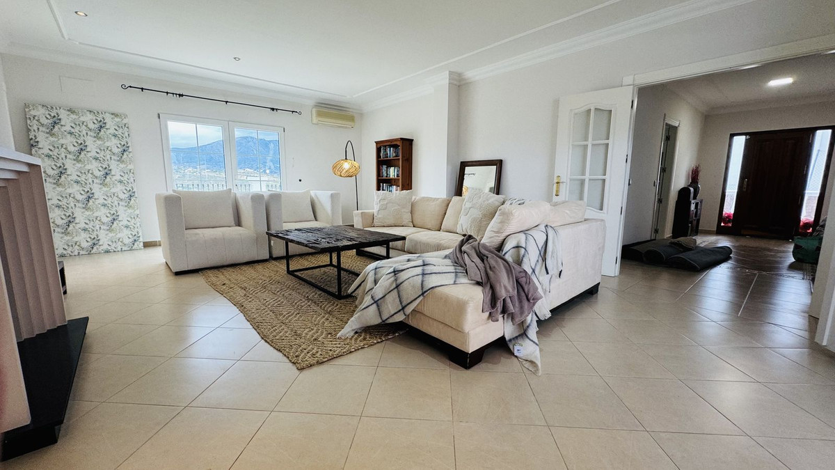 Huis te koop in La Cala Golf | 7 slaapkamers H5291524