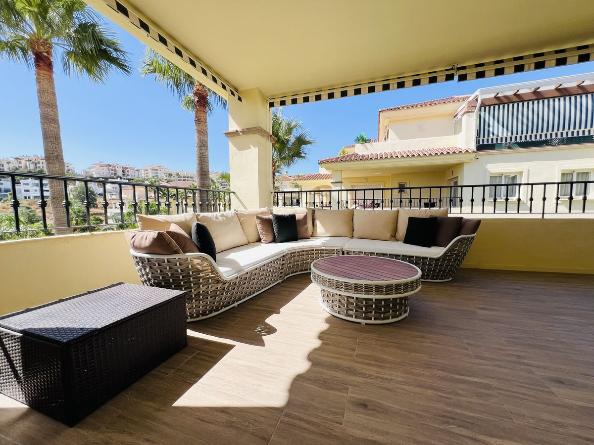 Tussenverdieping Appartement in La Cala Hills-11