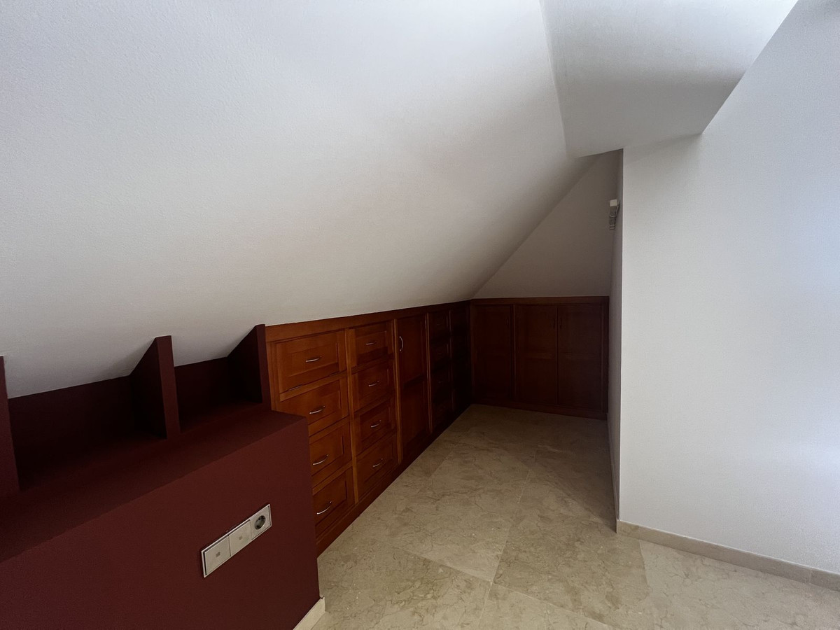 Penthouse Duplex in La Cala Hills-19