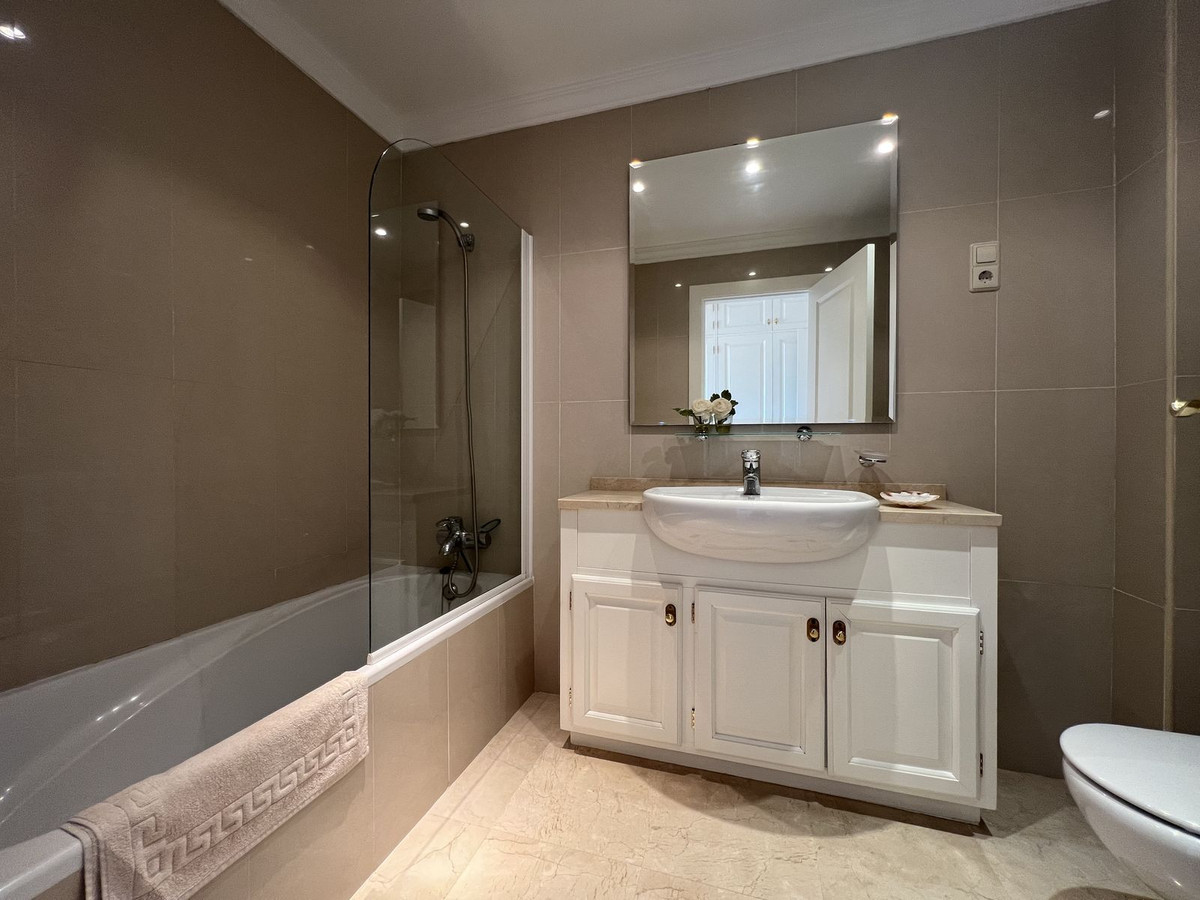 Penthouse in La Cala Hills-14