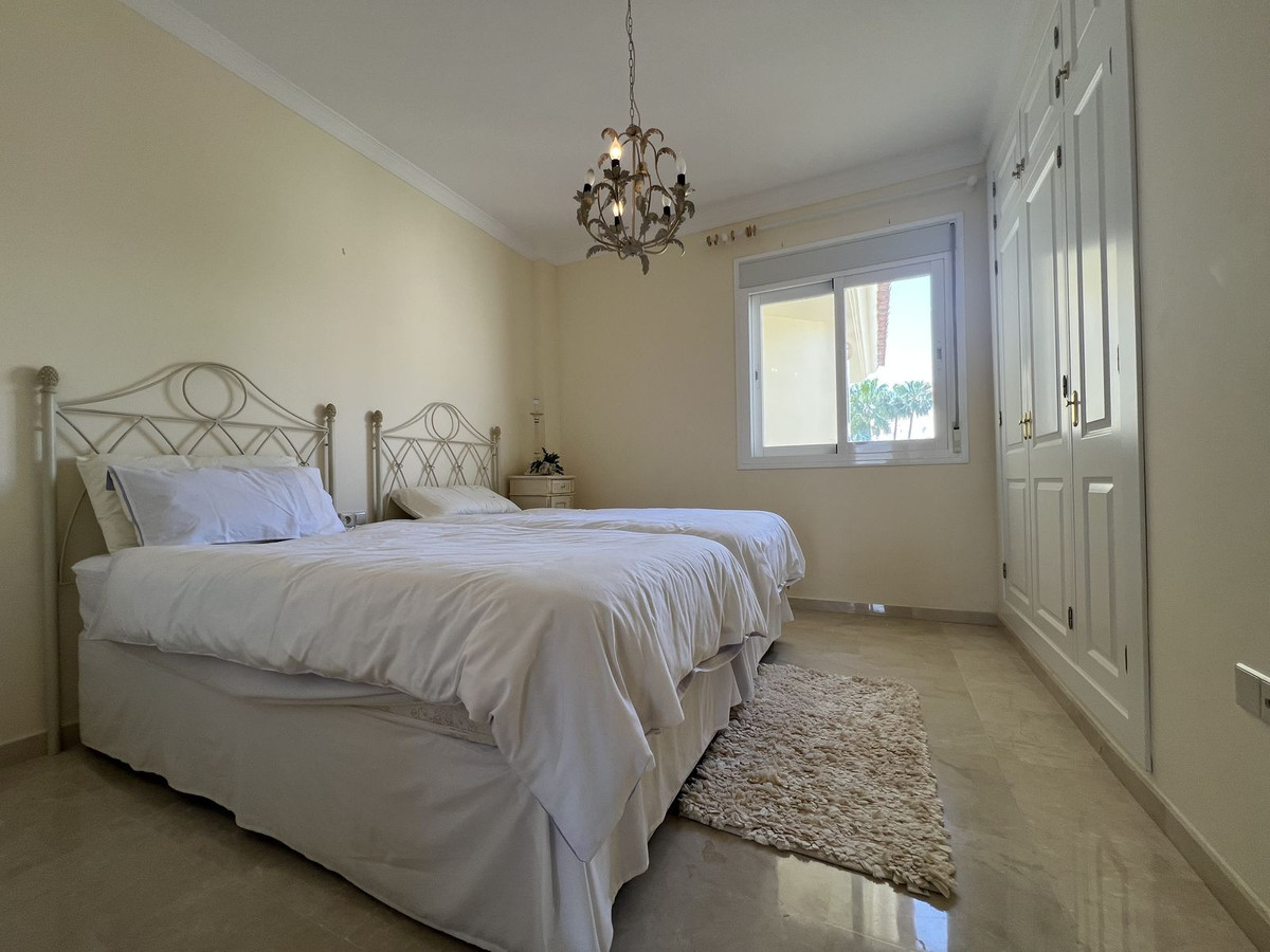 Penthouse in La Cala Hills-16