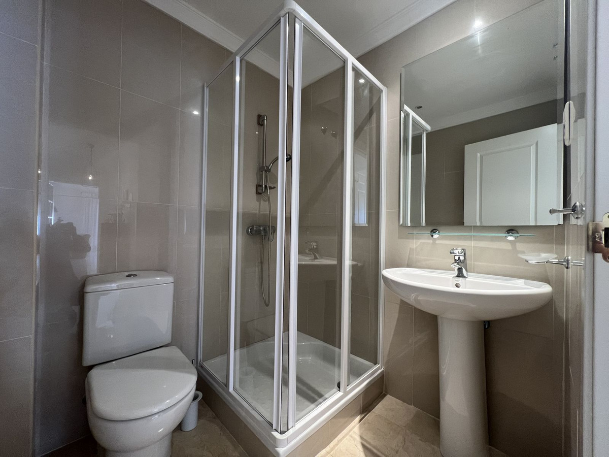 Penthouse in La Cala Hills-19